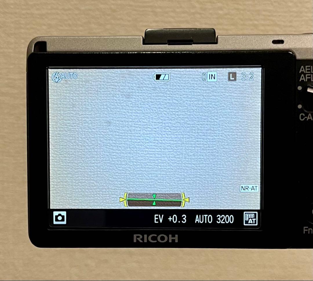 西*正様 【50点限定！純正シルバーパーツ装備品！】RICOH GR APS-C