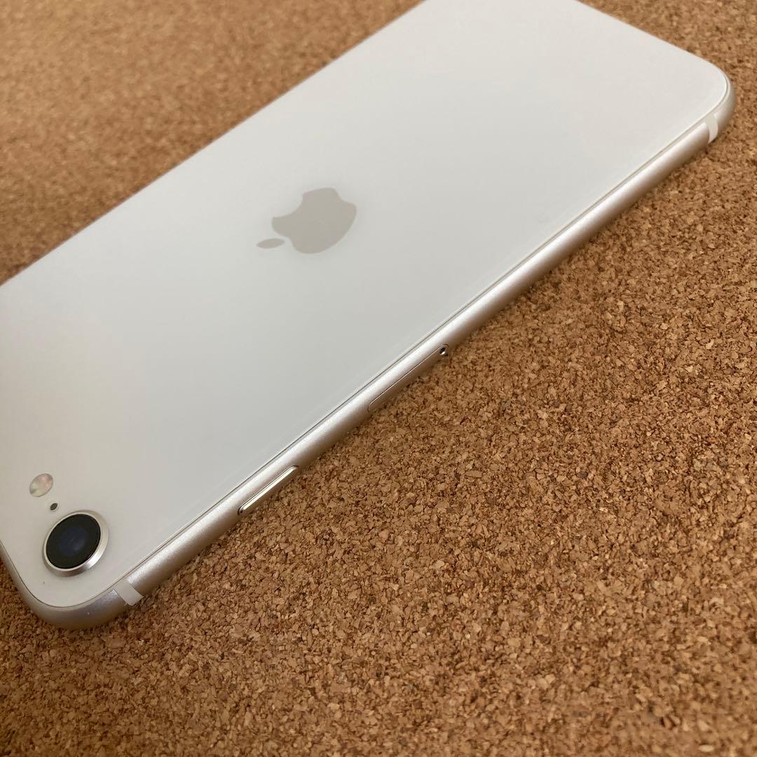 3899【早い者勝ち】電池新品☆iPhoneSE3 64GB SIMフリー☆