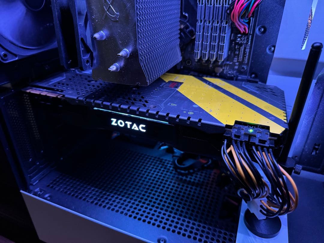 ZOTAC GTX1070 AMP Edition | 動作確認済み | 8GB