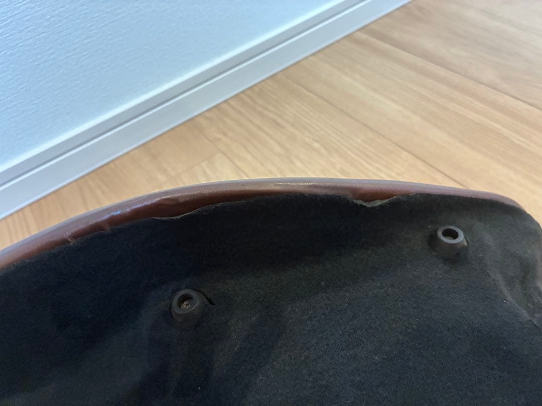 Ducati スクランブラー シート