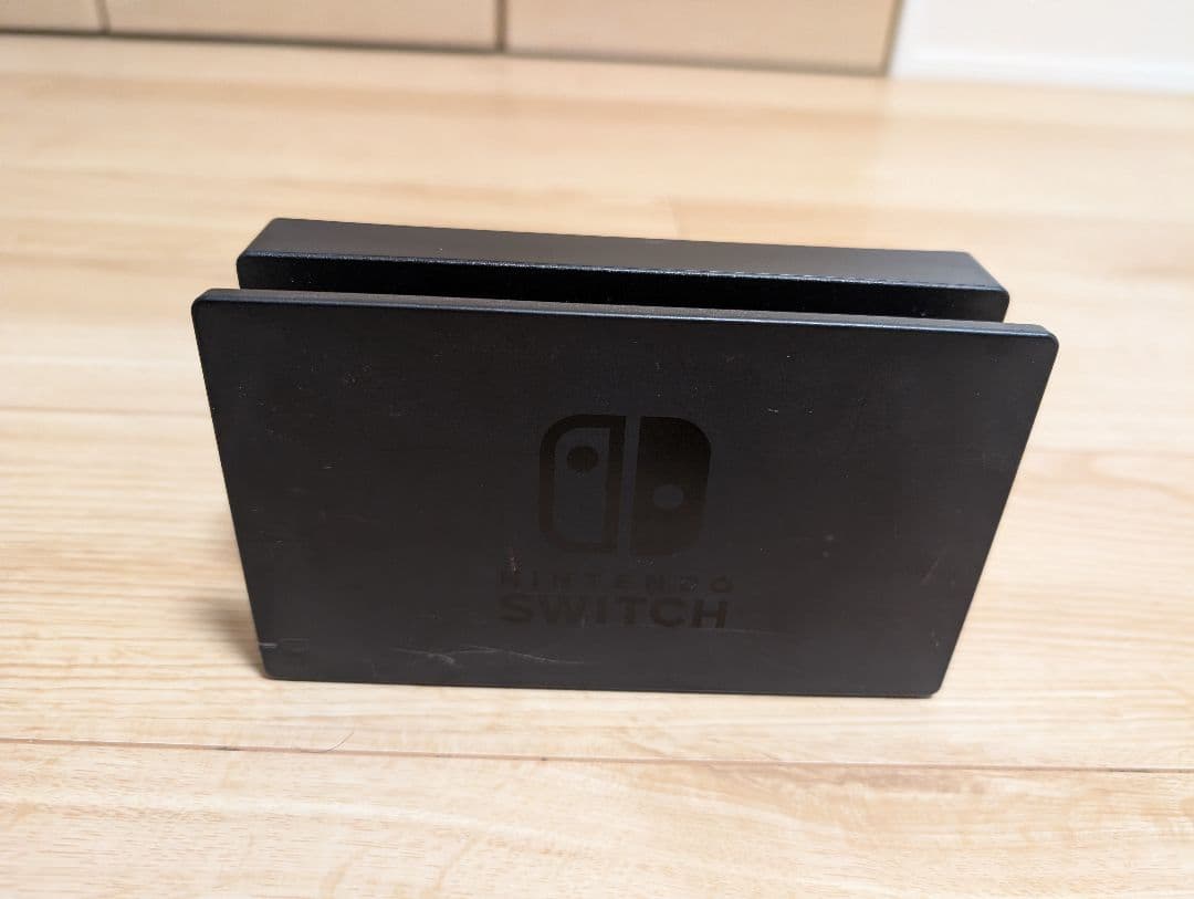 Nintendo Switch 本体 青/赤 Joy-Con ドック付き（①）