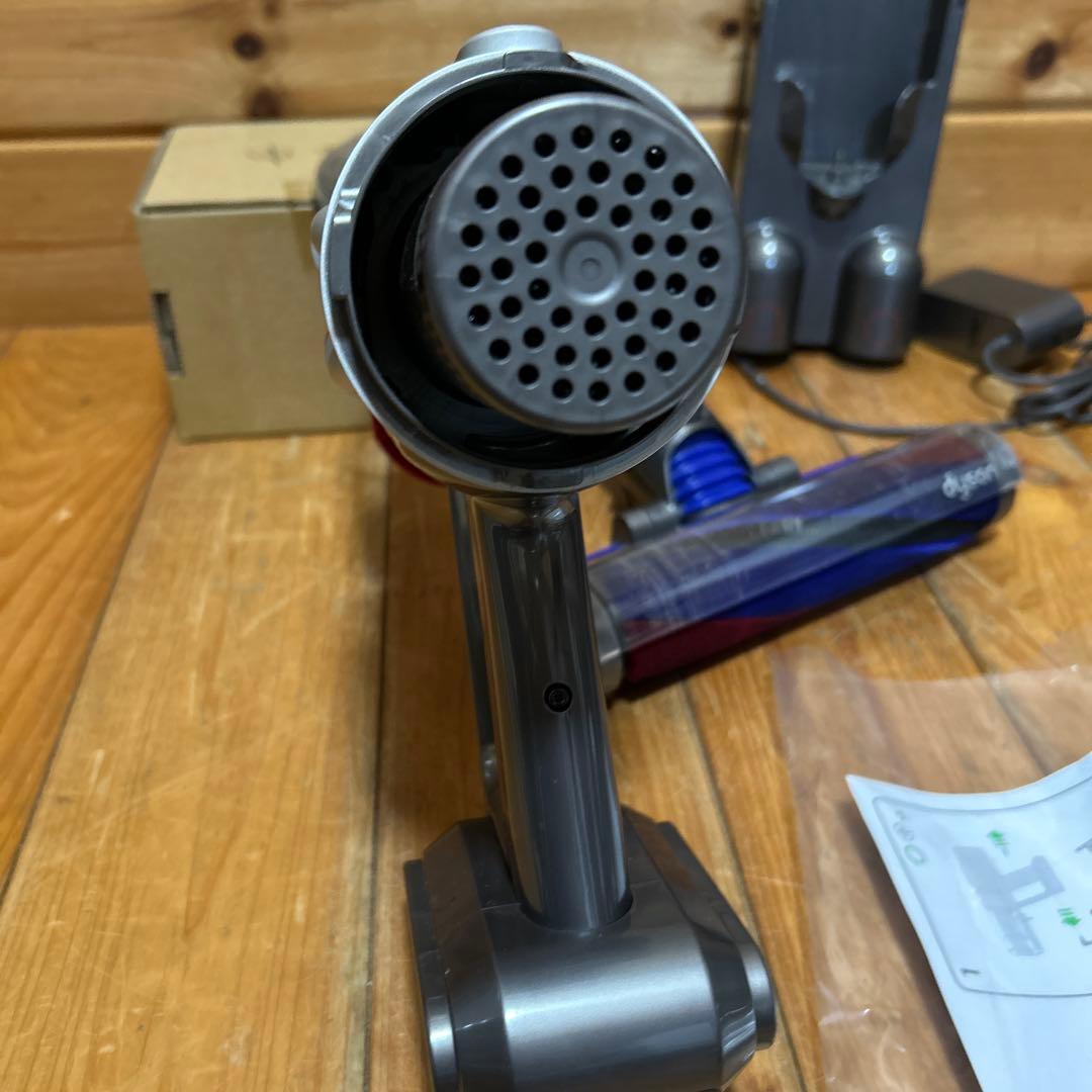 Dyson マイクロ1.5kg pro スティッククリーナー 本体とスタンド