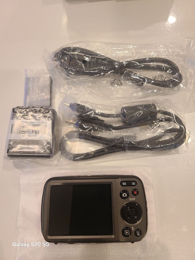 未使用　保管品　CASIO EXILIM コンパクトデジタルカメラ ピンク!