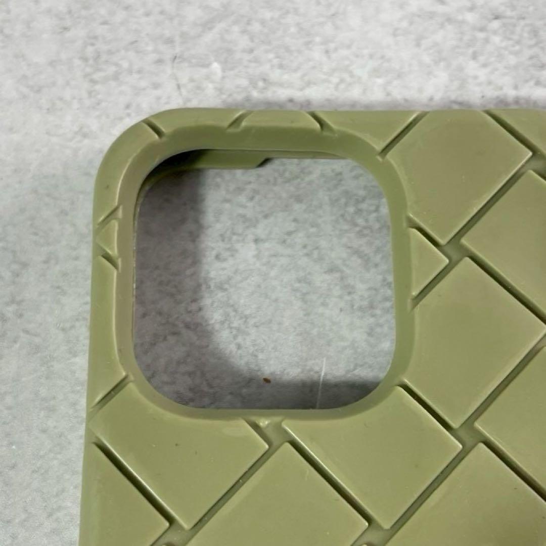 ボッテガヴェネタ　イントレチャート　iPhoneケース　iPhone15PRO