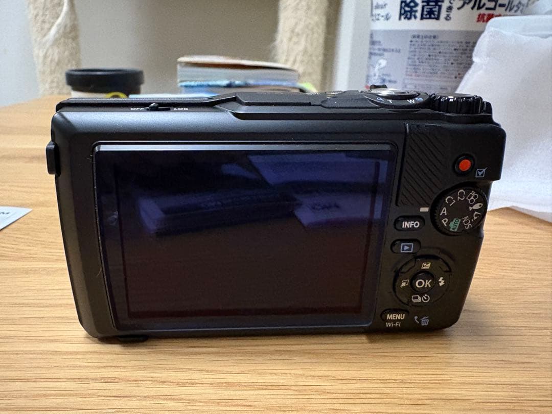 最安値 ほぼ新品 Olympus TOUGH TG-7デジタルカメラ