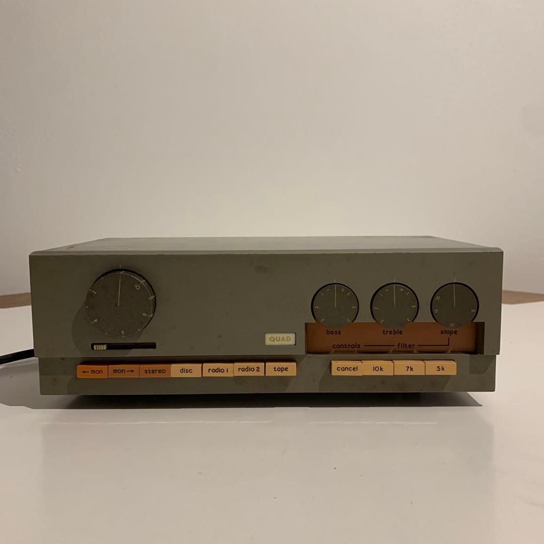 QUAD33通電OK＋303未確認ヴィンテージアンプジャンク扱い未確認ケーブル付