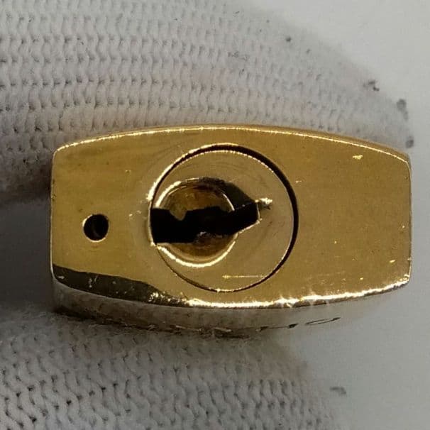 HZ4 シャネル ココマーク カデナ キー2本付き パドロック 南京錠