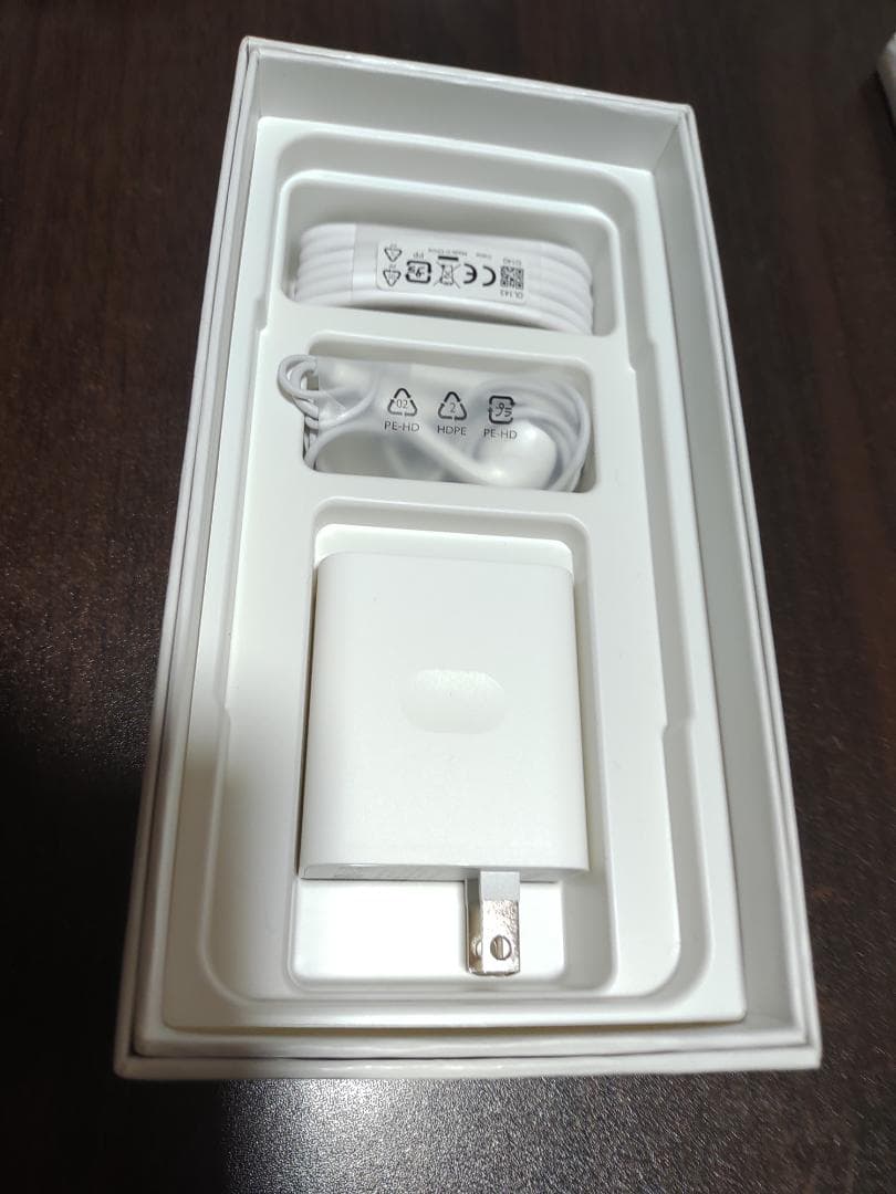 OPPO A73 本体 充電器付き