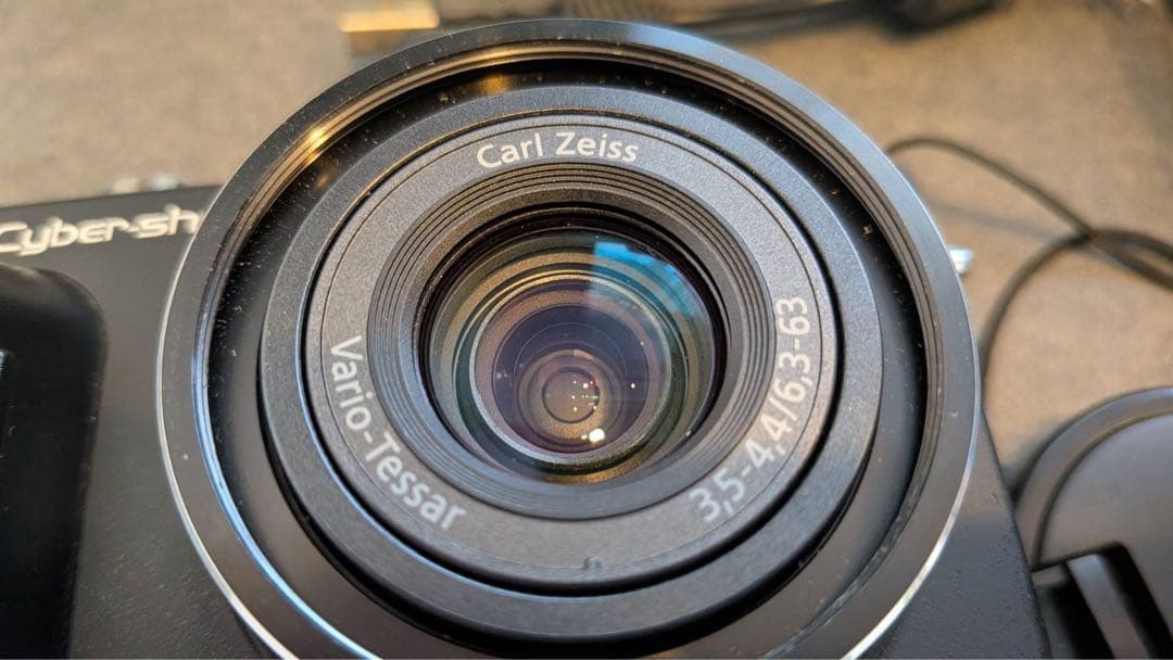 デジタルカメラ Sony Cyber-shot DSC-H10 8.1MP