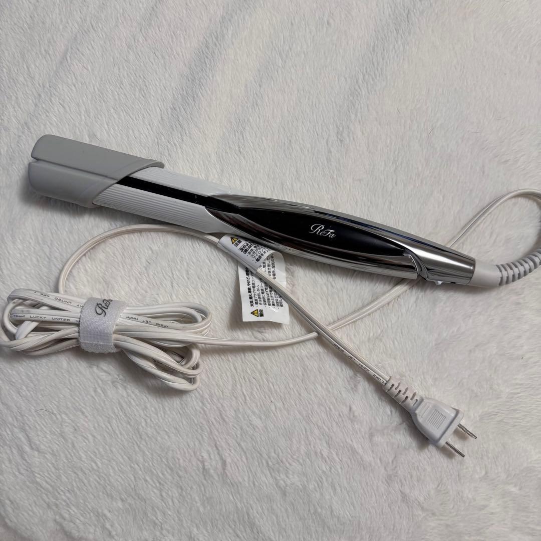 リファ　ストレートアイロン　中古品