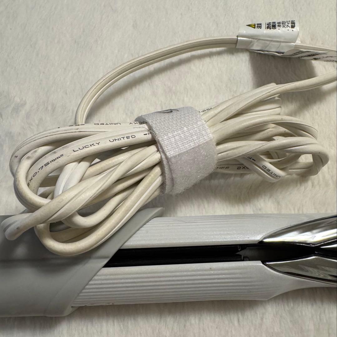 リファ　ストレートアイロン　中古品