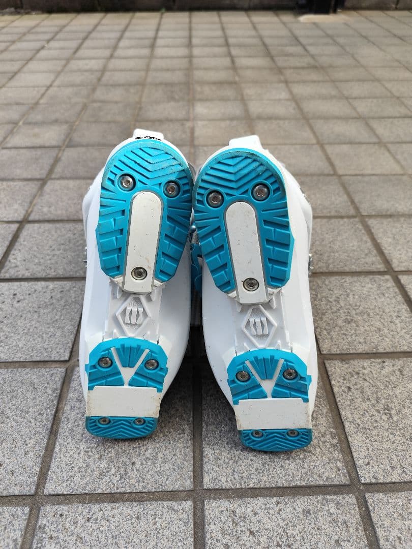 ロシニョール女性用スキー用ブーツ ホワイト/ブルー