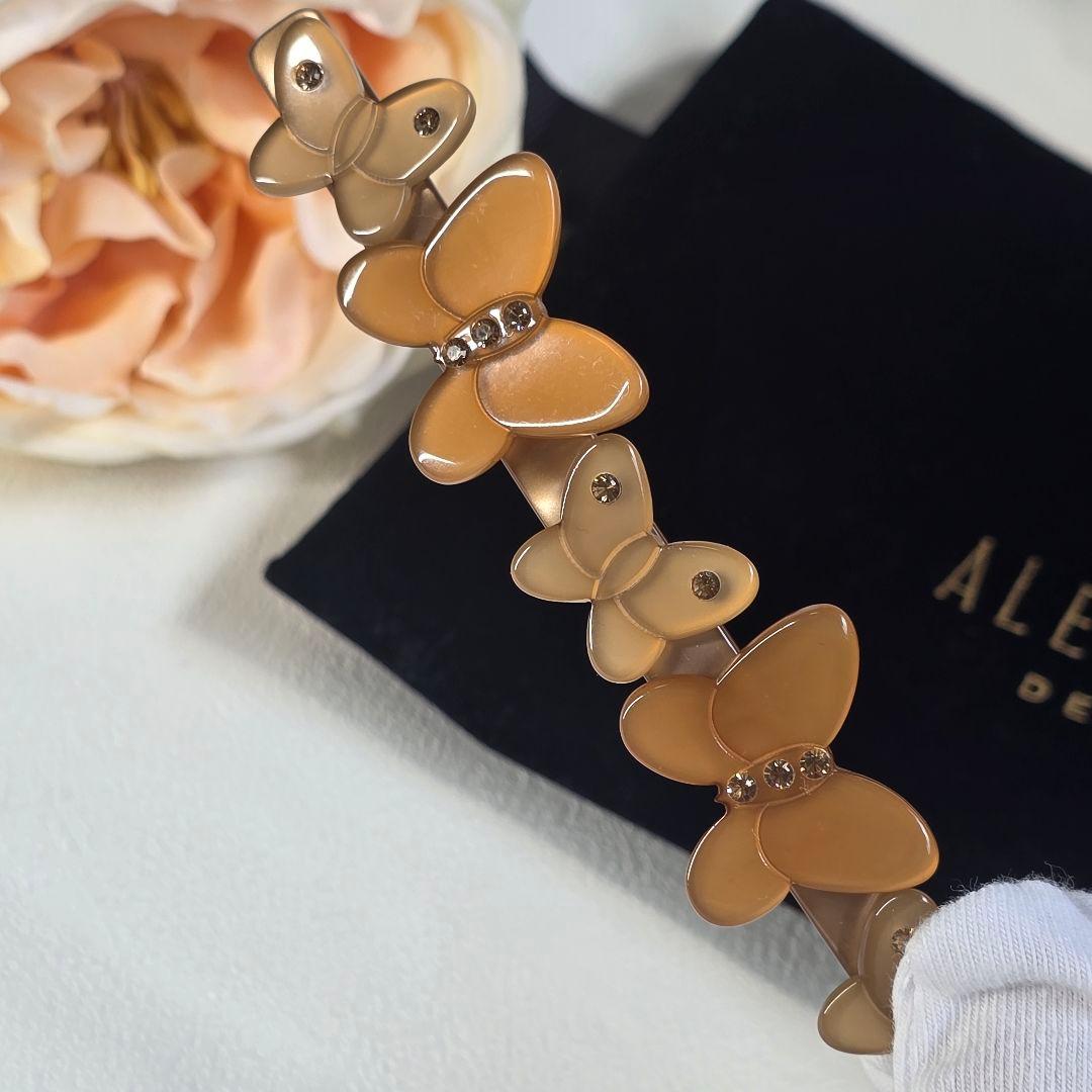 アレクサンドル ドゥ パリ　バレッタ　立体モチーフ　バタフライ