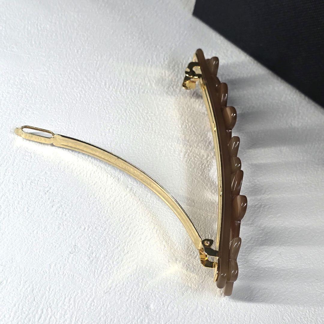 アレクサンドル ドゥ パリ　バレッタ　立体モチーフ　バタフライ