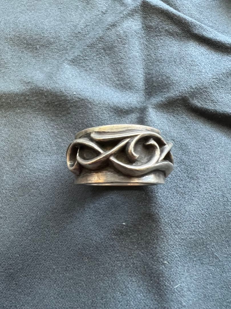 クロムハーツ ダブルナローヴァインバンドリング