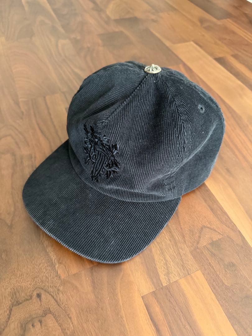 Chrome Hearts TRUCKER CAP ダガー刺繍レザーストラップ