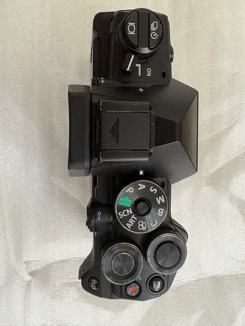 OM SYSTEM OM-5 ミラーレス一眼カメラ