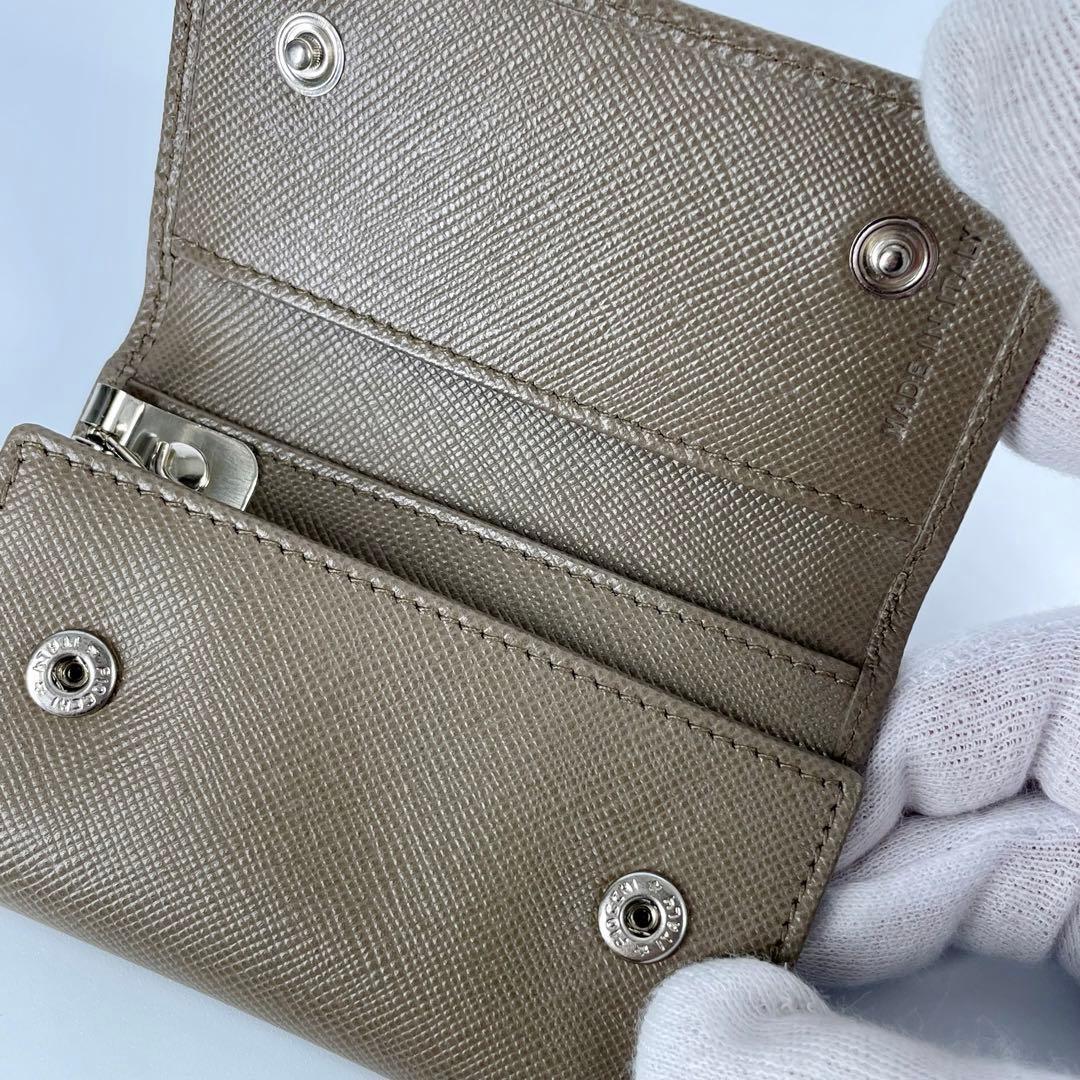 PRADA プラダ 6P レザー グレージュ キーケース　サフィアーノ　男女兼用