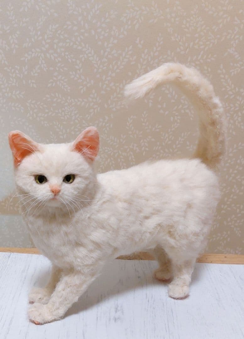 羊毛フェルト　猫