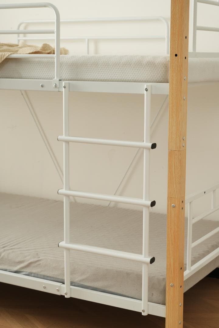 赤字価格！高さ150cmロフト二段ベッド　分割可能・コンセント付　NATURAL