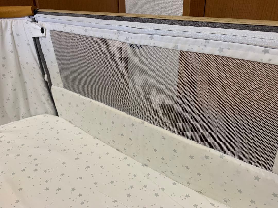 ベビーベッド　HZDMJ 送料込み　折りたたみベビーベッド