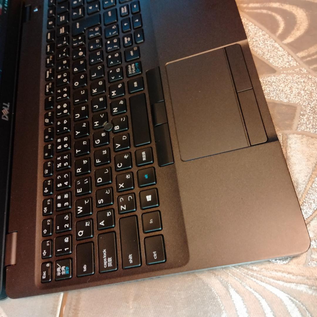 DELL 9世代 i7 9850H 256G 1920x1080 nVIDIA