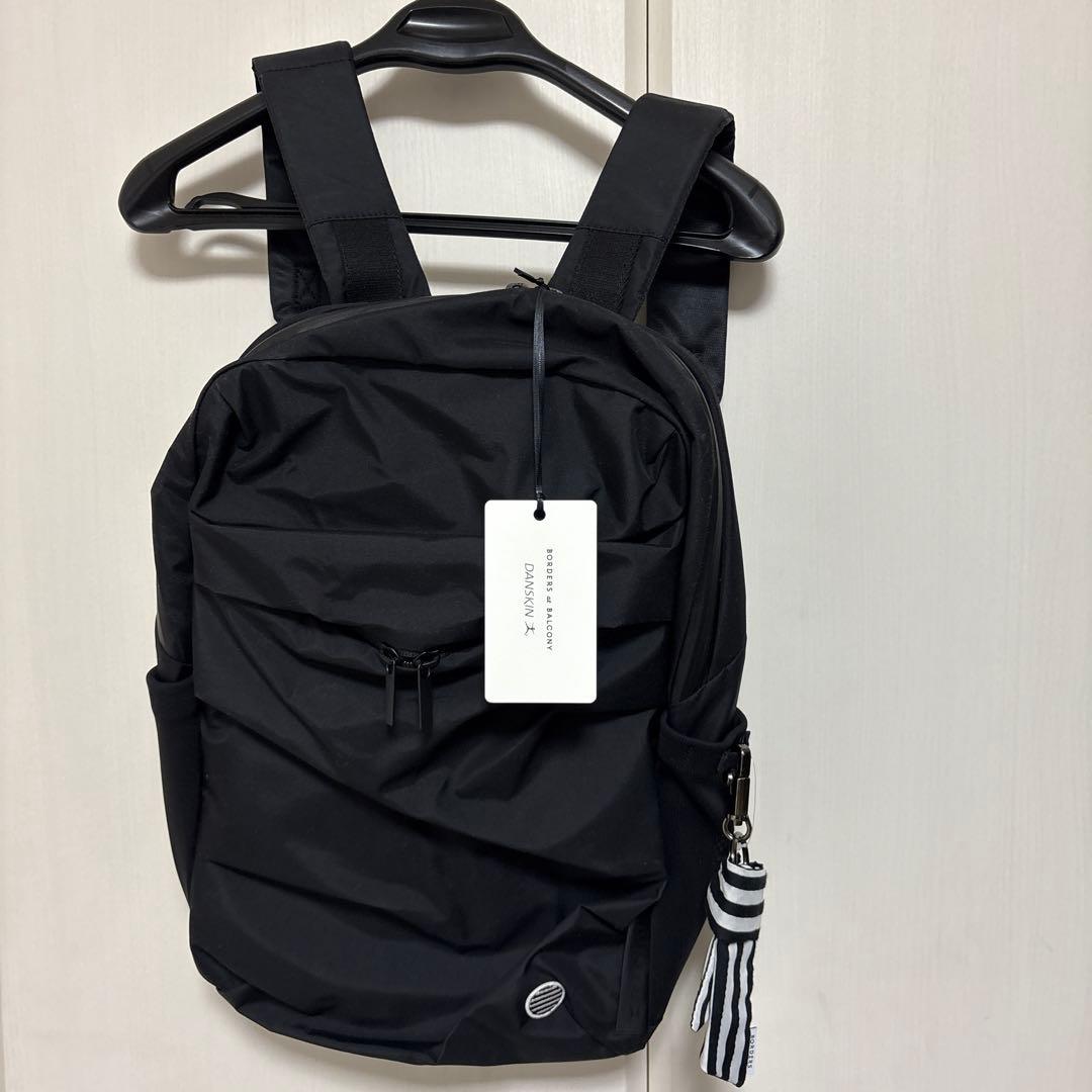 ミル⭐︎ BORDERS at BALCONY ダンスキン　バックパック
