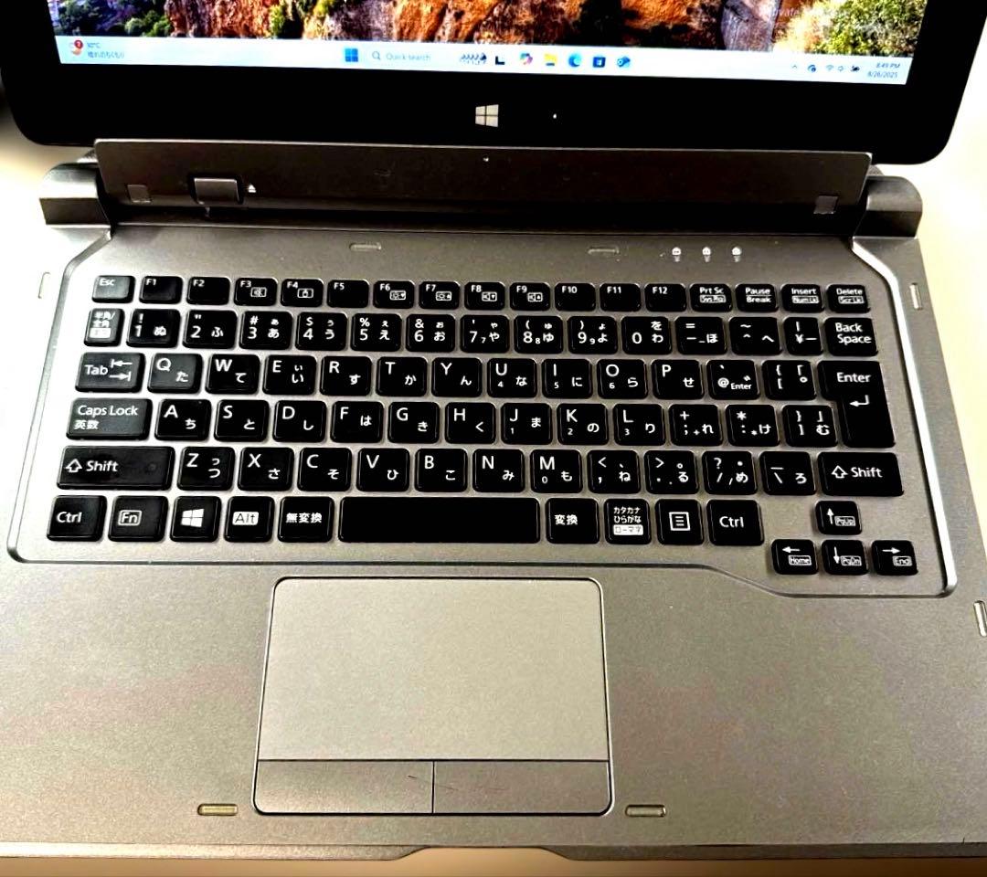 富士通 ARROWS Tab Q665 ノートパソコン セパレートタイプ