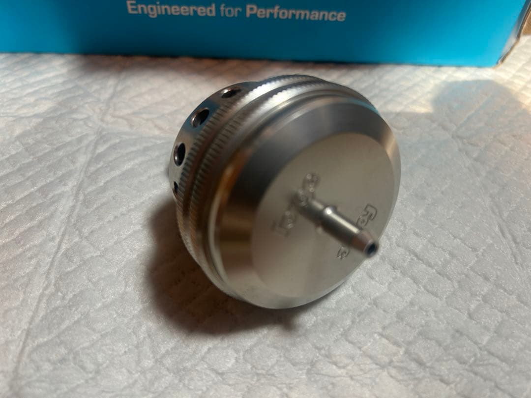 アバルト595 Forge ブローオフバルブ