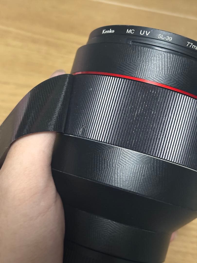 サムヤンAF 85/1.4 FE レンズ