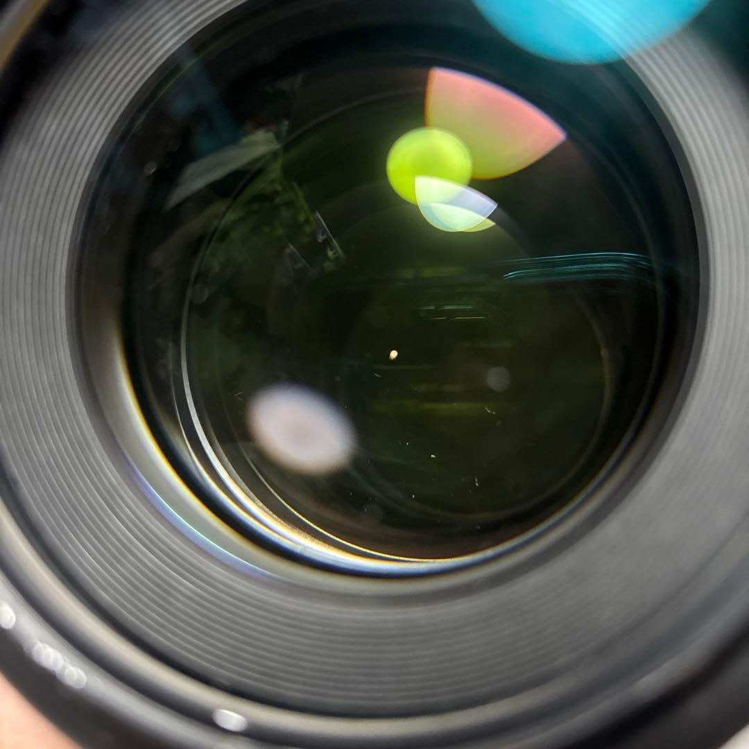 サムヤンAF 85/1.4 FE レンズ