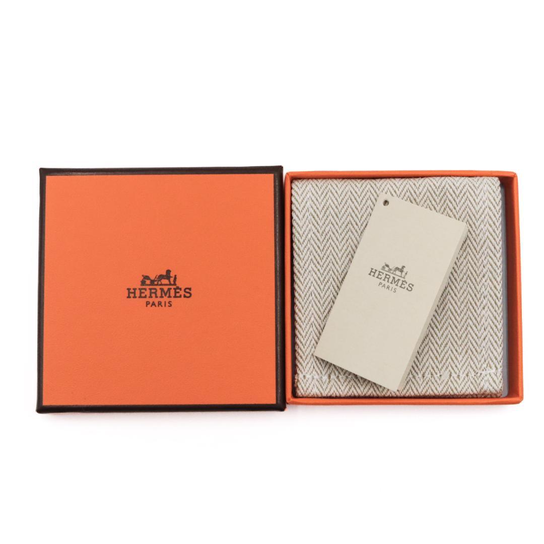 HERMES ダブルDロゴ ブローチ オレンジ