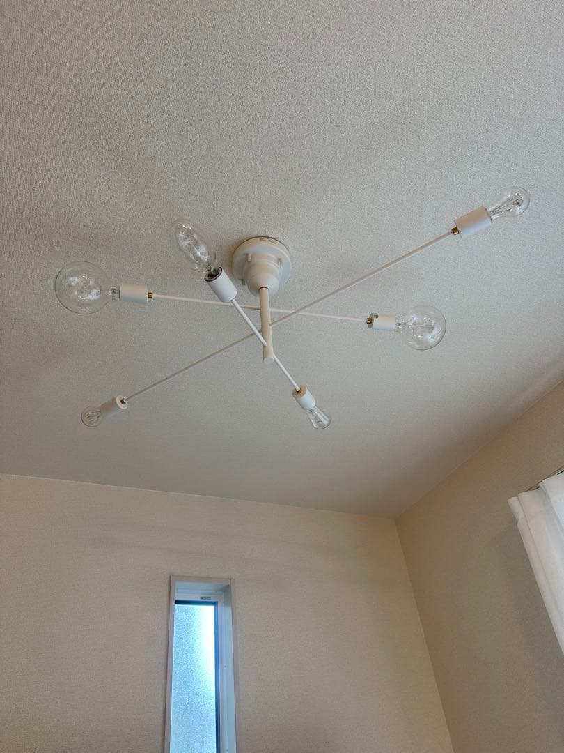 モダンシーリングライト 6灯 ホワイト 東京インテリア