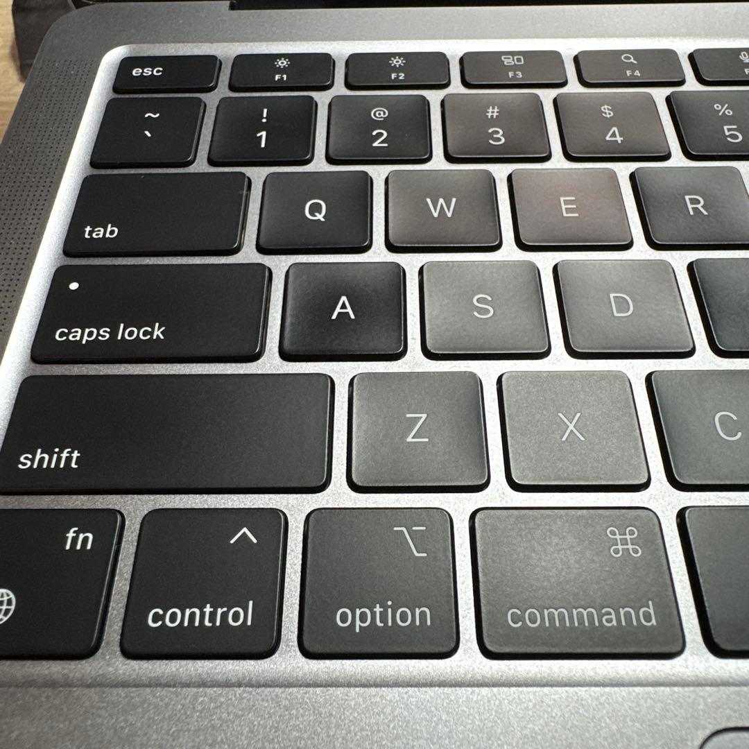 【Apple】 M1 MacBook Air 13インチ 1TB SSD