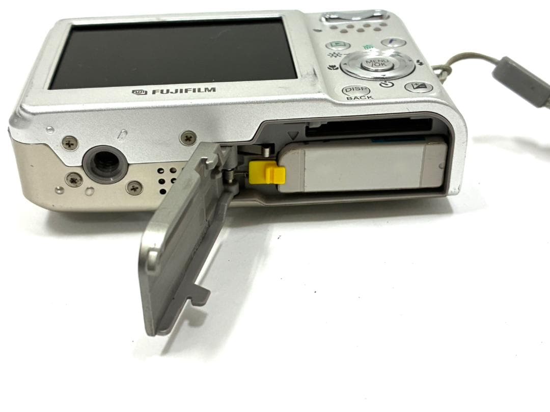 25M10-137 フジフィルム FINEPIX F30 デジカメ コンパクト