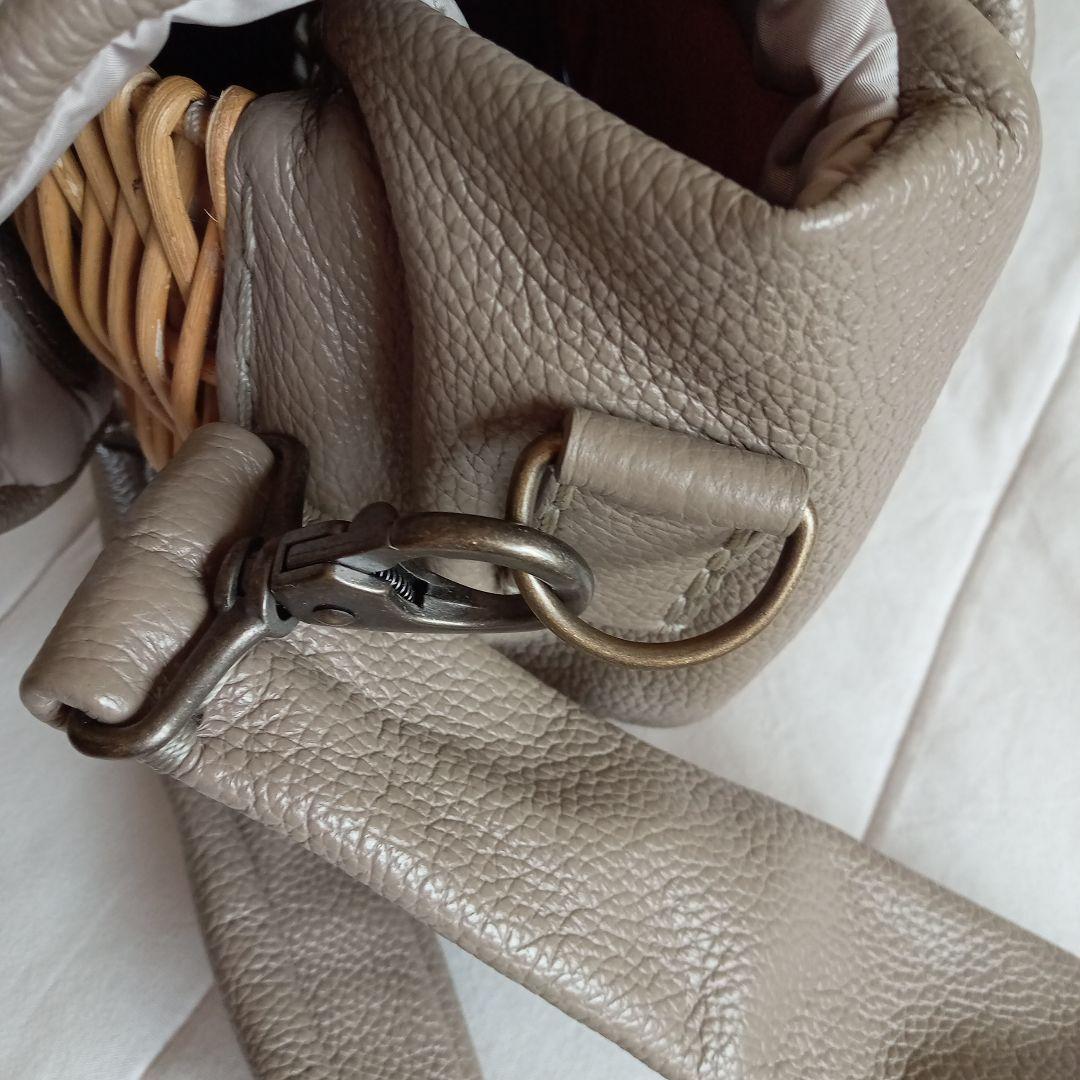 ebagosフニュ・シュリンクボディバックS