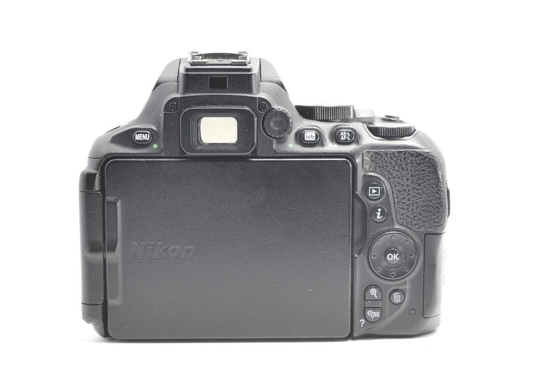 ✨すぐ使える✨Wi-Fi搭載❤️人気機種 Nikon D5600 スマホ転送