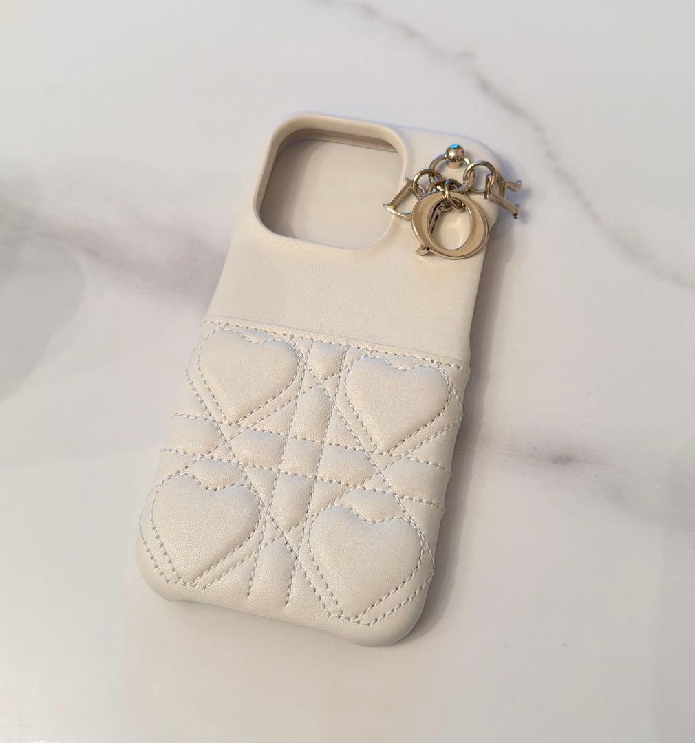 新品　Dior　LADY DIOR　iPhone15proケース　ハート