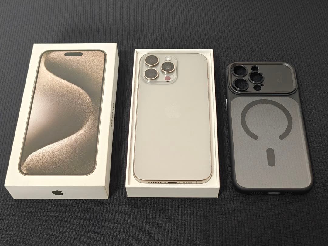 【極美品】iPhone 15 Pro Max 512GB 海外版 eSIM