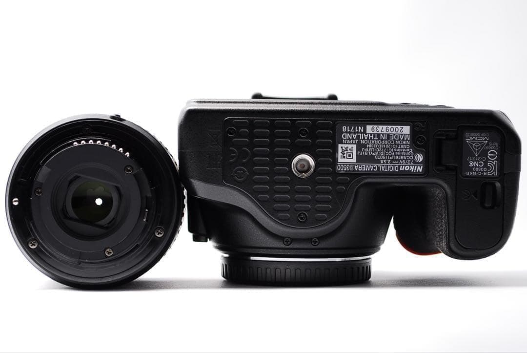 美品✨手ぶれ補正付き✨Nikon D3500✨軽量コンパクト✨一眼レフカメラ✨