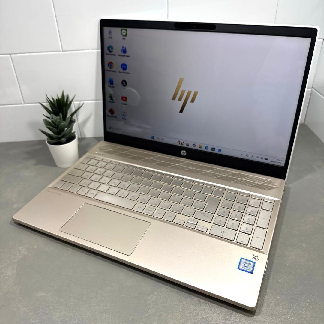 【希少】HPセラミックホワイト☘8世代i5☘NVMe256+HDD1TB☘️