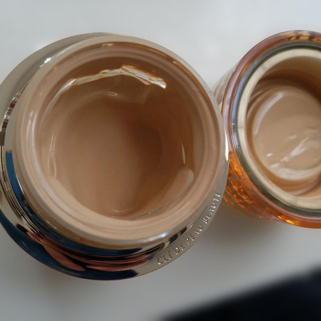 クレドポーボーテ　ルフォンドゥタン　n オークル10