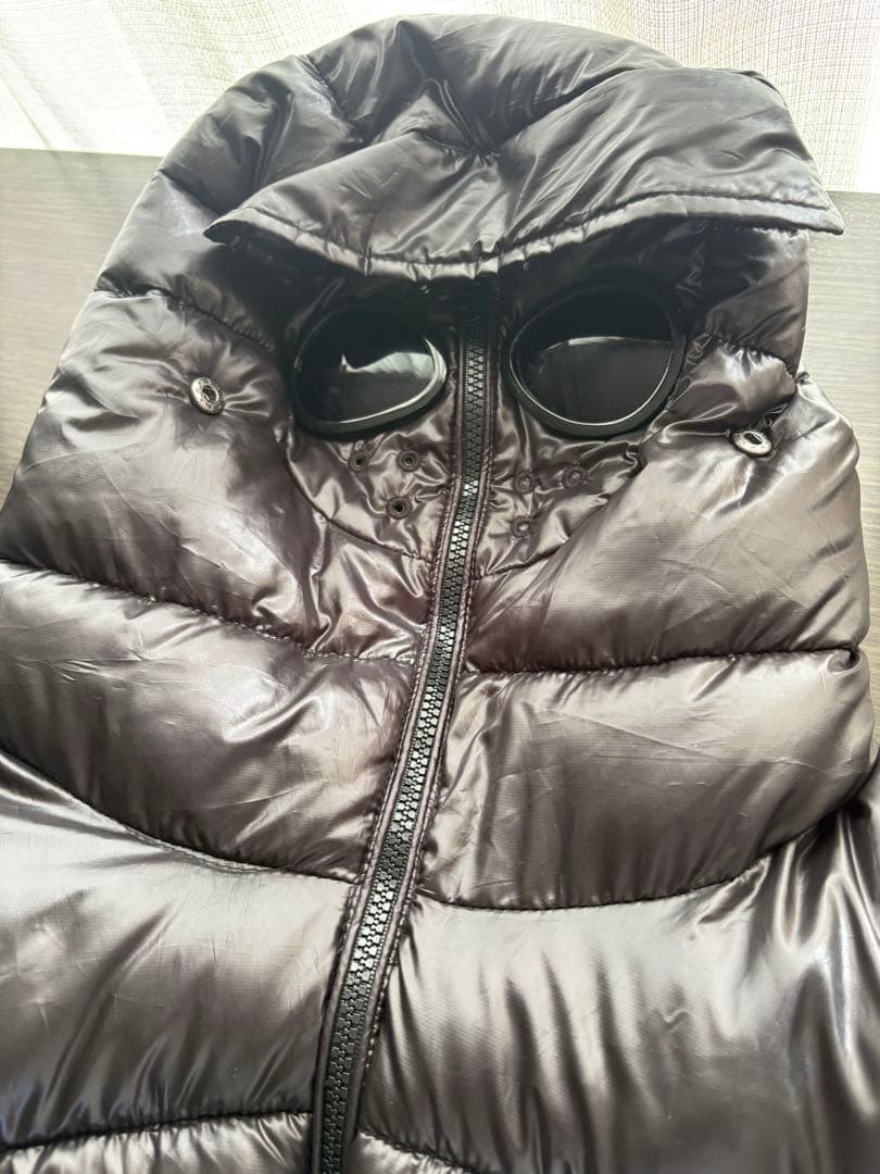 CP COMPANY ブラックダウンジャケット