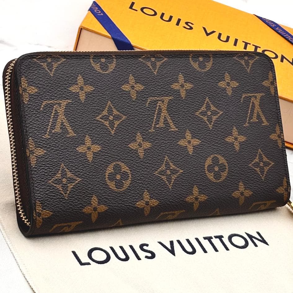 【極美品】ルイヴィトン　モノグラム　ジッピーオーガナイザー