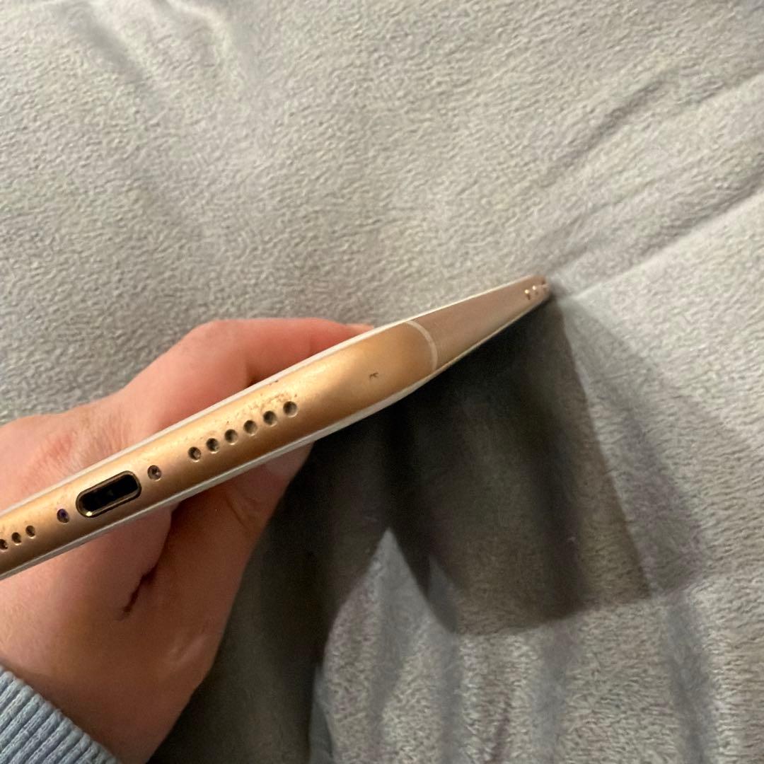 iPhone8本体 ピンクゴールド 64gb