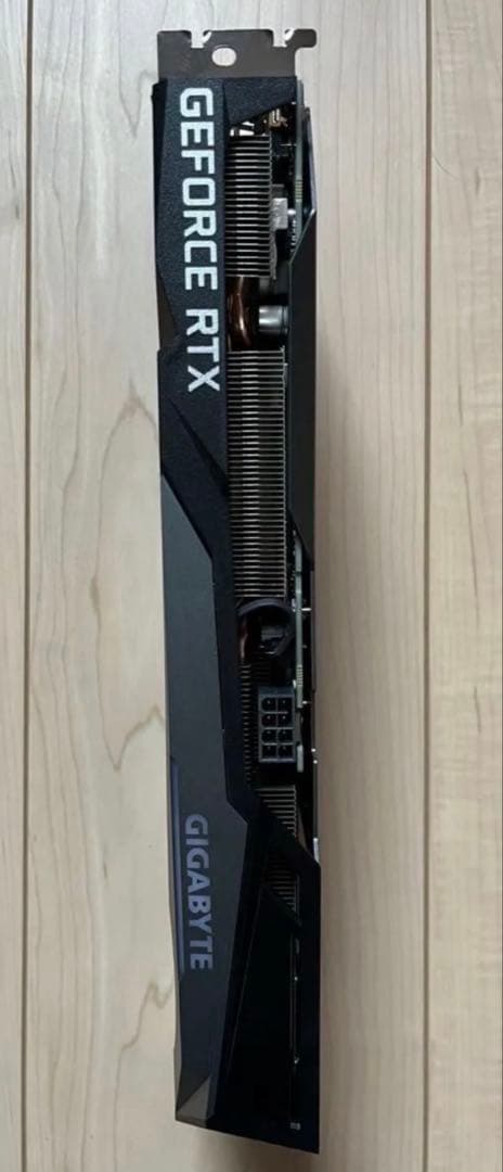 ワタナベ　GIGABYTE GeForce RTX 12GB グラフィック