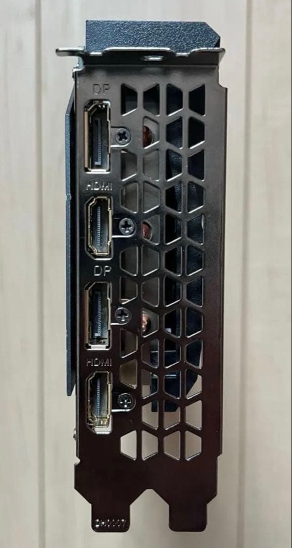 ワタナベ　GIGABYTE GeForce RTX 12GB グラフィック