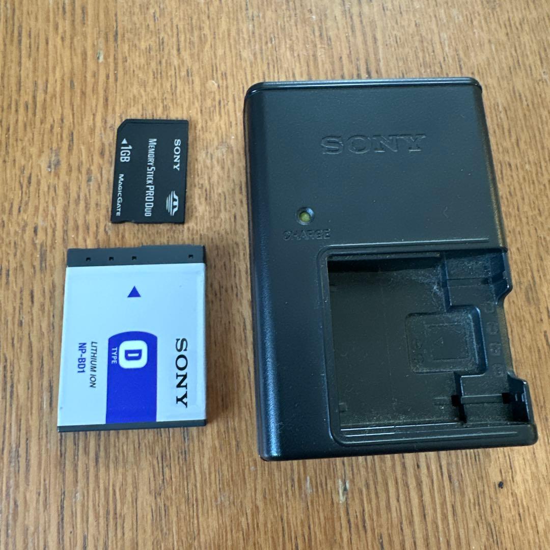 SONY DSC-T70 サイバーショット デジカメ SDカード付