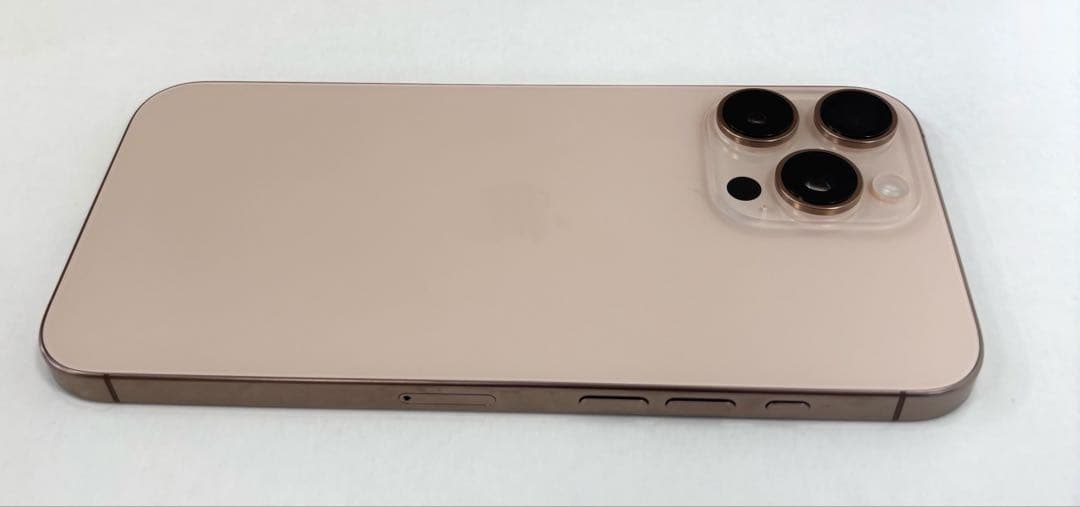 ➓ 超美品　iPhone16pro Max★ 256G デザートチタニウム