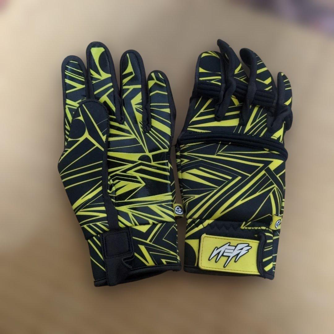 ウィンタースポーツ用フルボディスーツ　グローブセット